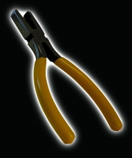 Pair of pliers for connectors for copper wire